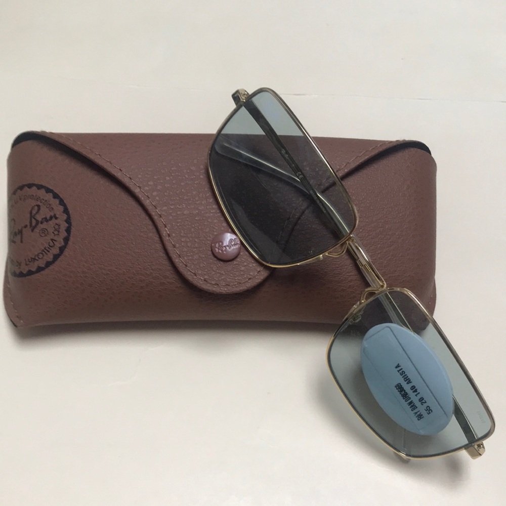 Ray-Ban Sunglasses,  model RB3669 color artista with Brown Leather Case